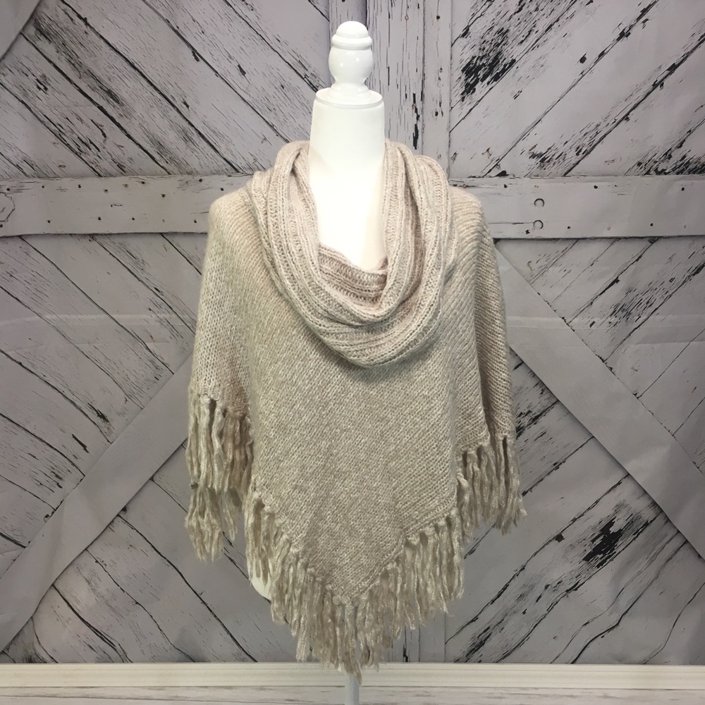 Nine West Gray Poncho